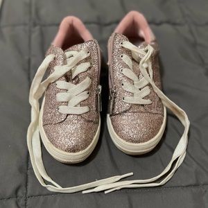 Little girls size 13 kidpik sneakers